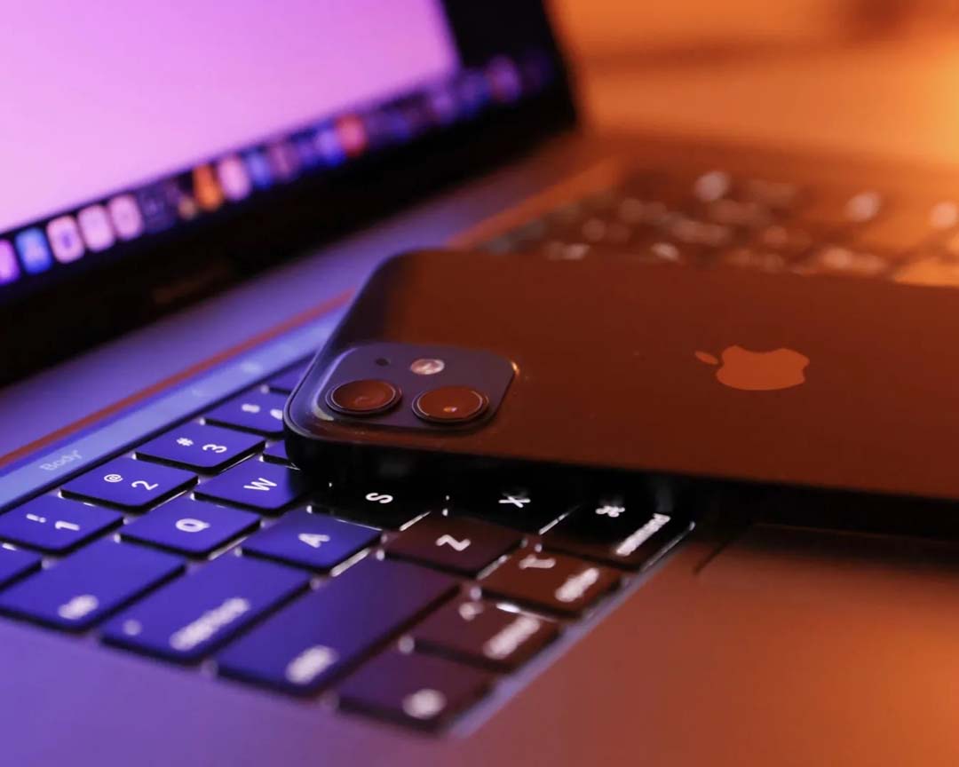 Apple Ships Major iOS, macOS Security Updates